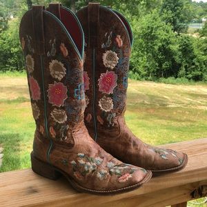 Macie Bean Square Toe Boots